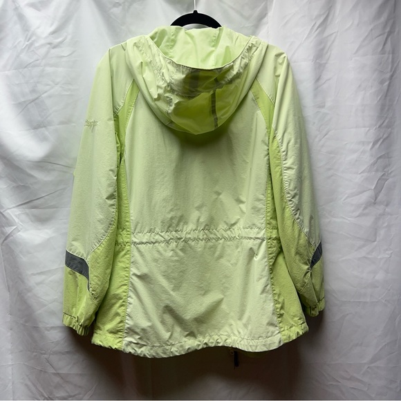 Women’s Columbia Windbreaker - Picture 2 of 10